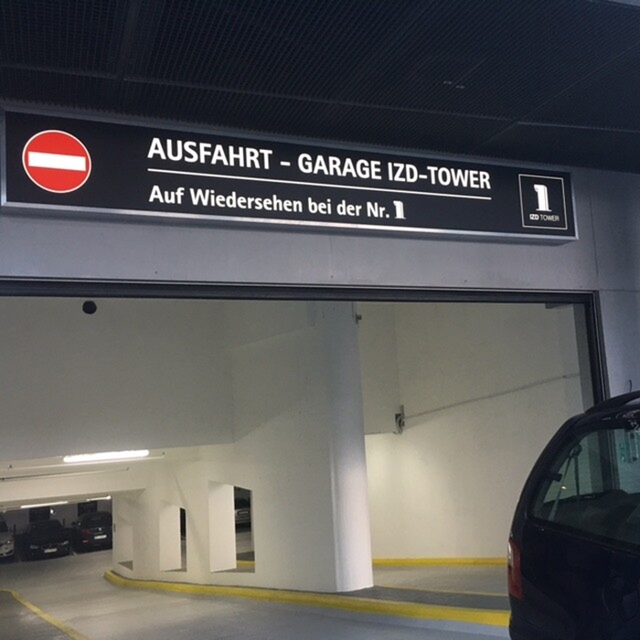 IZD Tower Garagenleitsystem