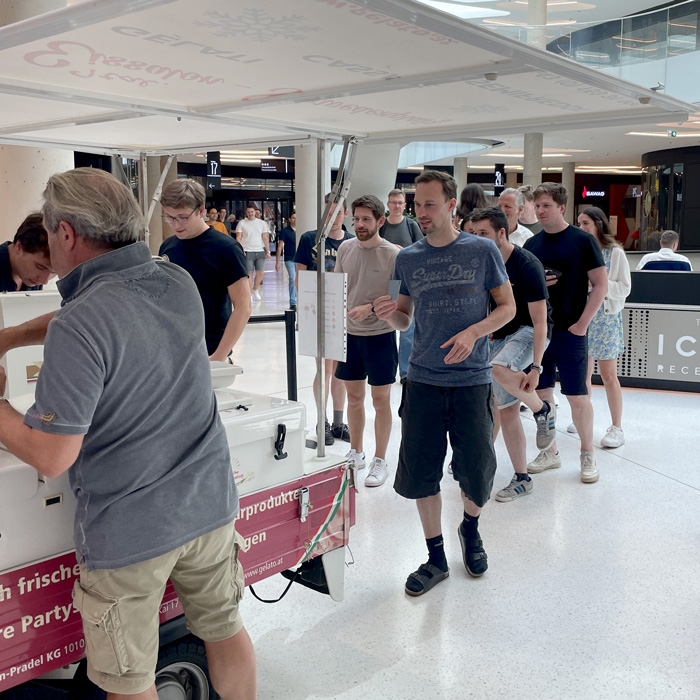 Eis-Event_ THE ICON VIENNA