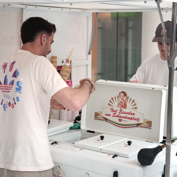 Eissalon am Schwedenplatz Eiswagen