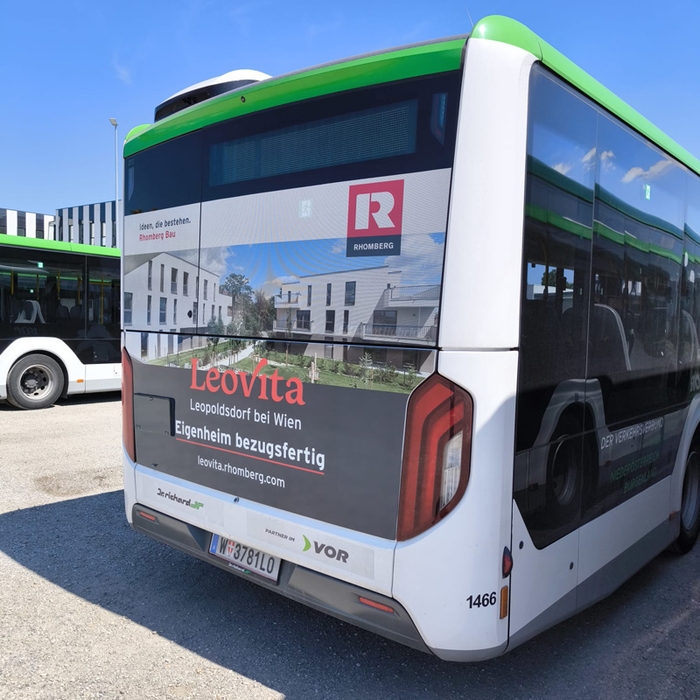 Leovita Verkehrsmittel-Werbung Busheckfläche