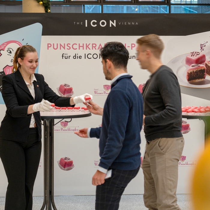 Punschkrapfen zum Faschingsbeginn