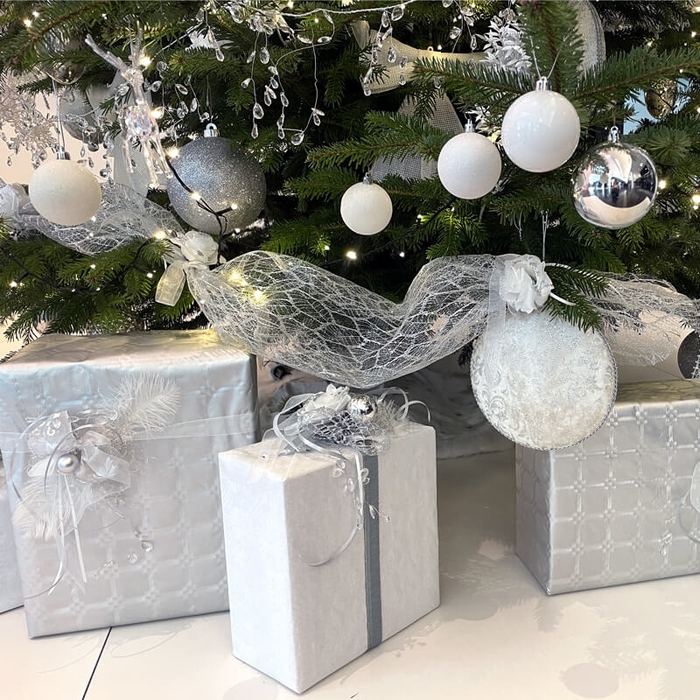 Geschenke unterm Christbaum